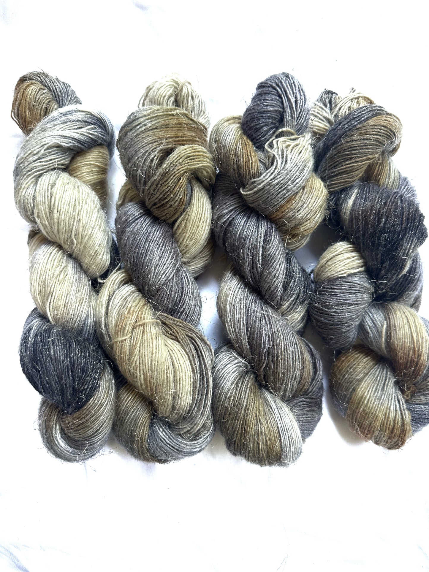 Fingering variegated neutral tan gray cream