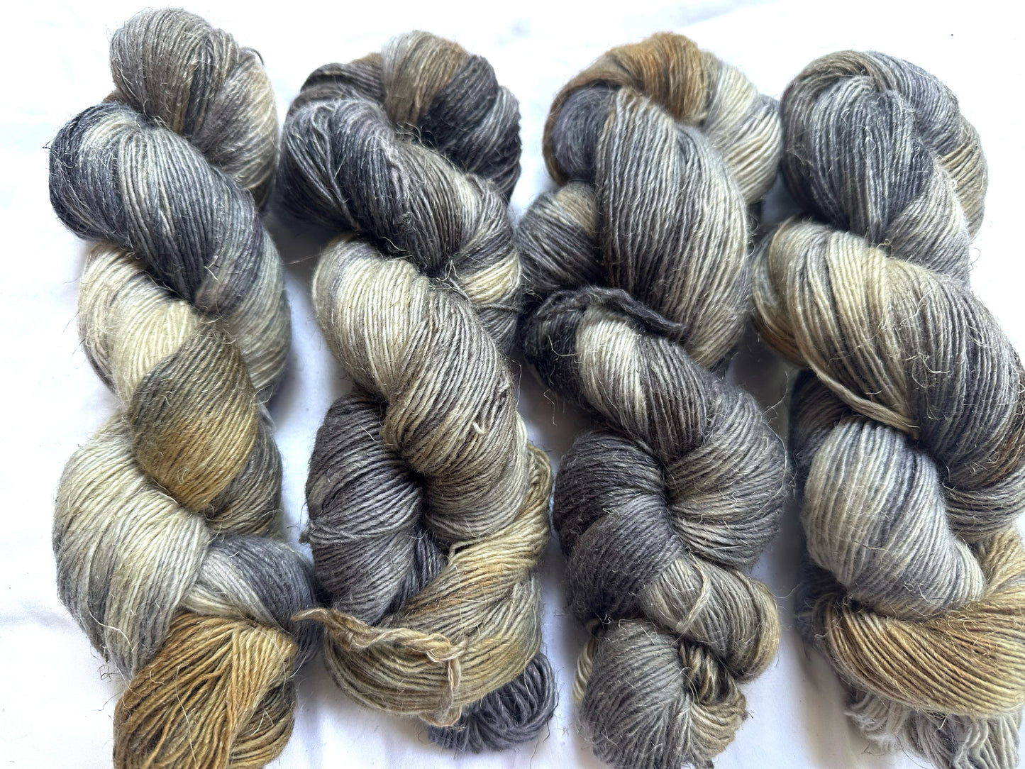 Fingering variegated neutral tan gray cream